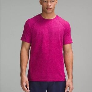 Men’s Lululemon Short Sleeve Tee